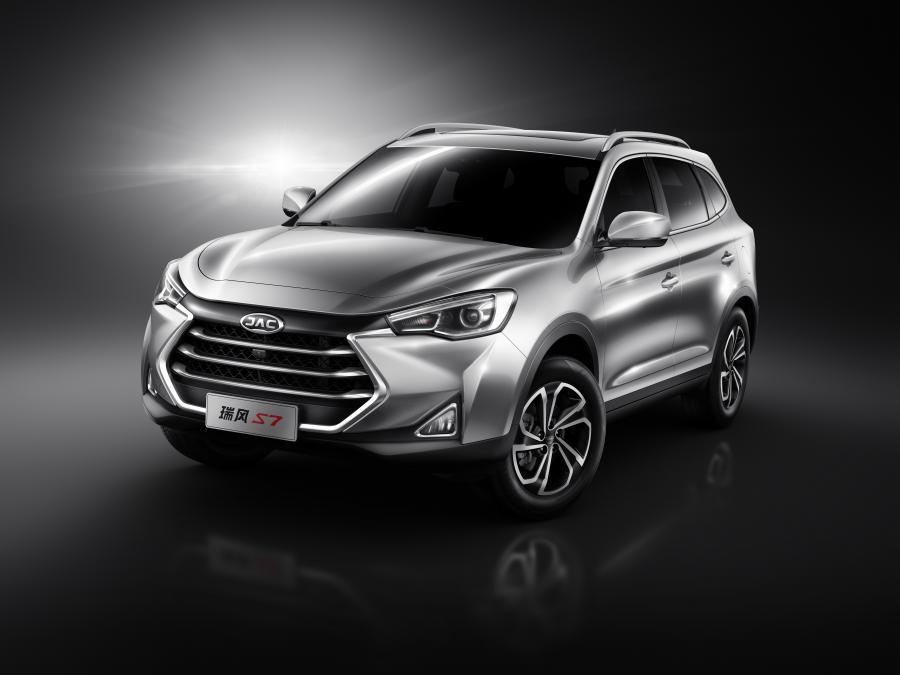  JAC Refine S7 2017 года  (фото 4 из 9)